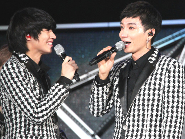 Heechul Tulis Fanfiction Tentang Dirinya Bersama Leeteuk Super Junior